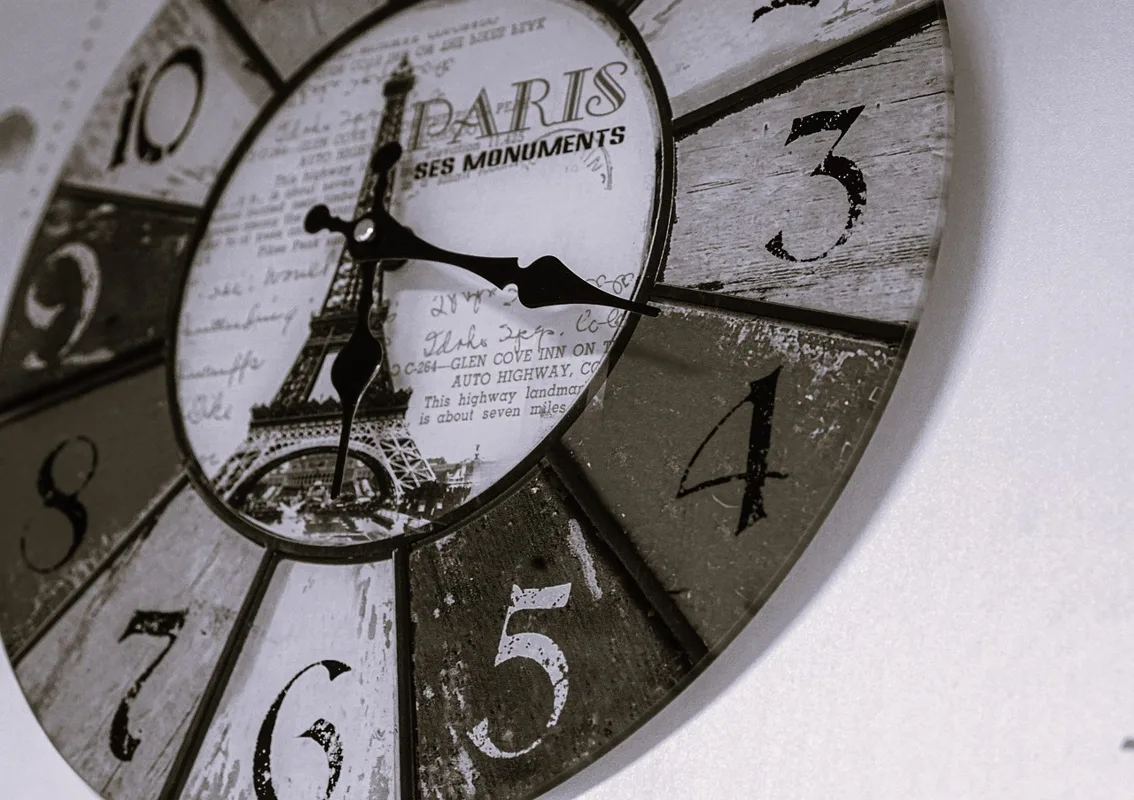 Eine Kinderwanduhr